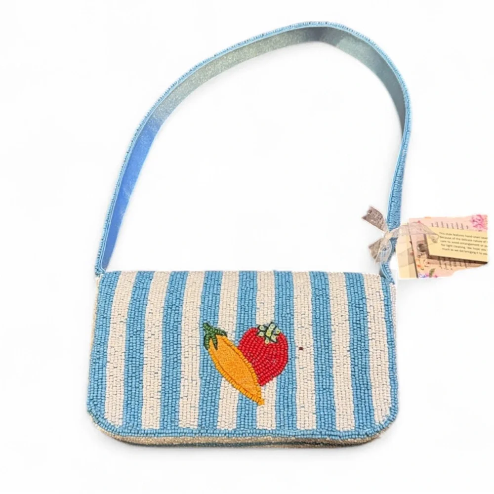 Beaded Farmers Market Vegetable Basket Shoulder Bag Blue White NWT - Picture 3 of 10